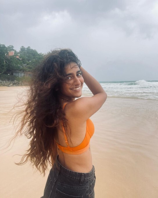 Actress Priya Prakash Varrier Set Internet On Fire With Latest Photos