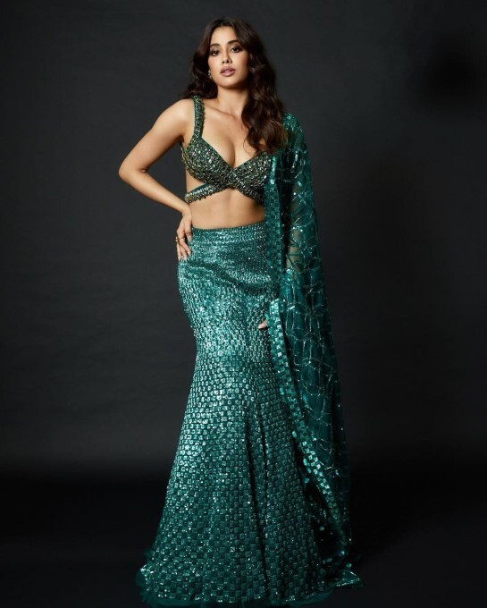 Bollywood Actress Janhvi Kapoor Looks Hot In green lehenga Choli