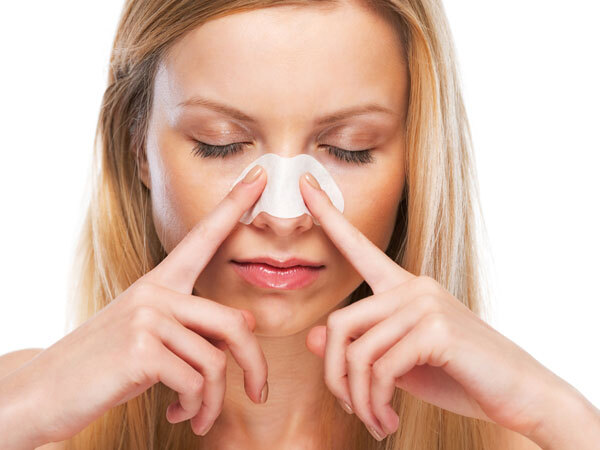 Face Care: ഇത്തിരി ഉപ്പുണ്ടോ മൂക്കിന്  ചുറ്റുമുള്ള  ബ്ലാക്ക് ഹെഡ്‌സിനെ ഇല്ലാതാക്കാം...