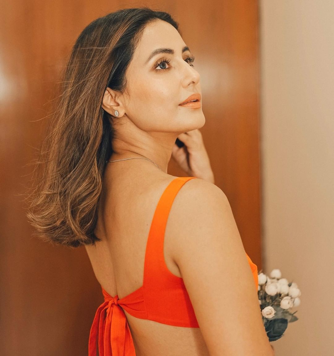 Hina Khan Photos: हिना खान ने लगाया Boldness का तड़का, बिन ब्रा पहने फ्लॉन्ट किया हाई क्लीवेज