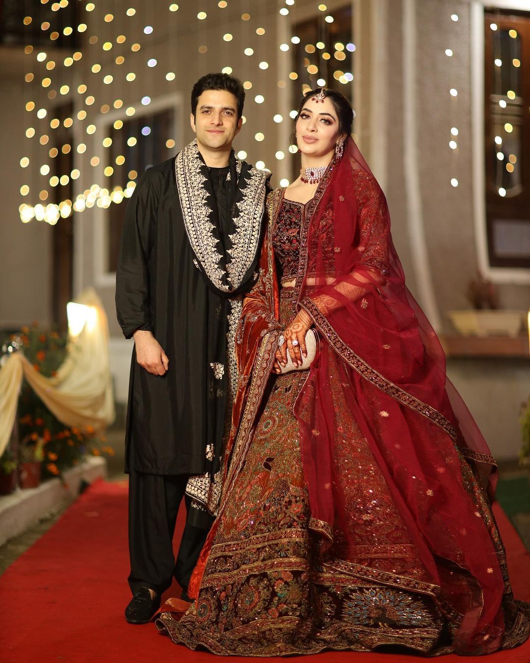 Athar Aamir Khan IAS : नई बेगम महरीन काजी का हाथ थामे नजर आए आईएएस अतहर खान, देखें Wedding के बाद की वायरल Photos