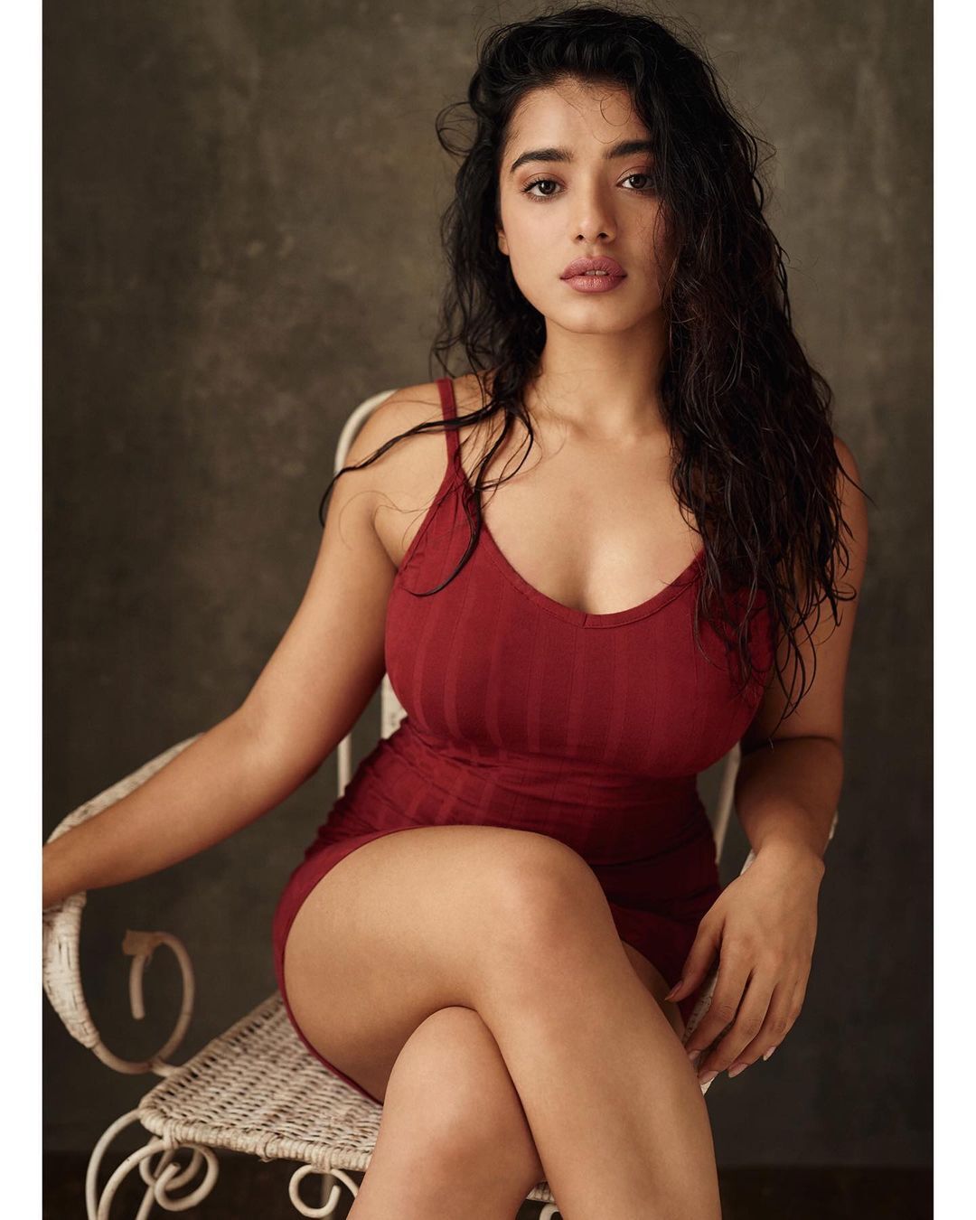 Ketika Sharma pics: केतिका शर्मा का कर्वी फिगर देखकर हो जाएंगे लट्टू, तस्वीरें देखकर फैंस बोले- बेहद कातिलाना