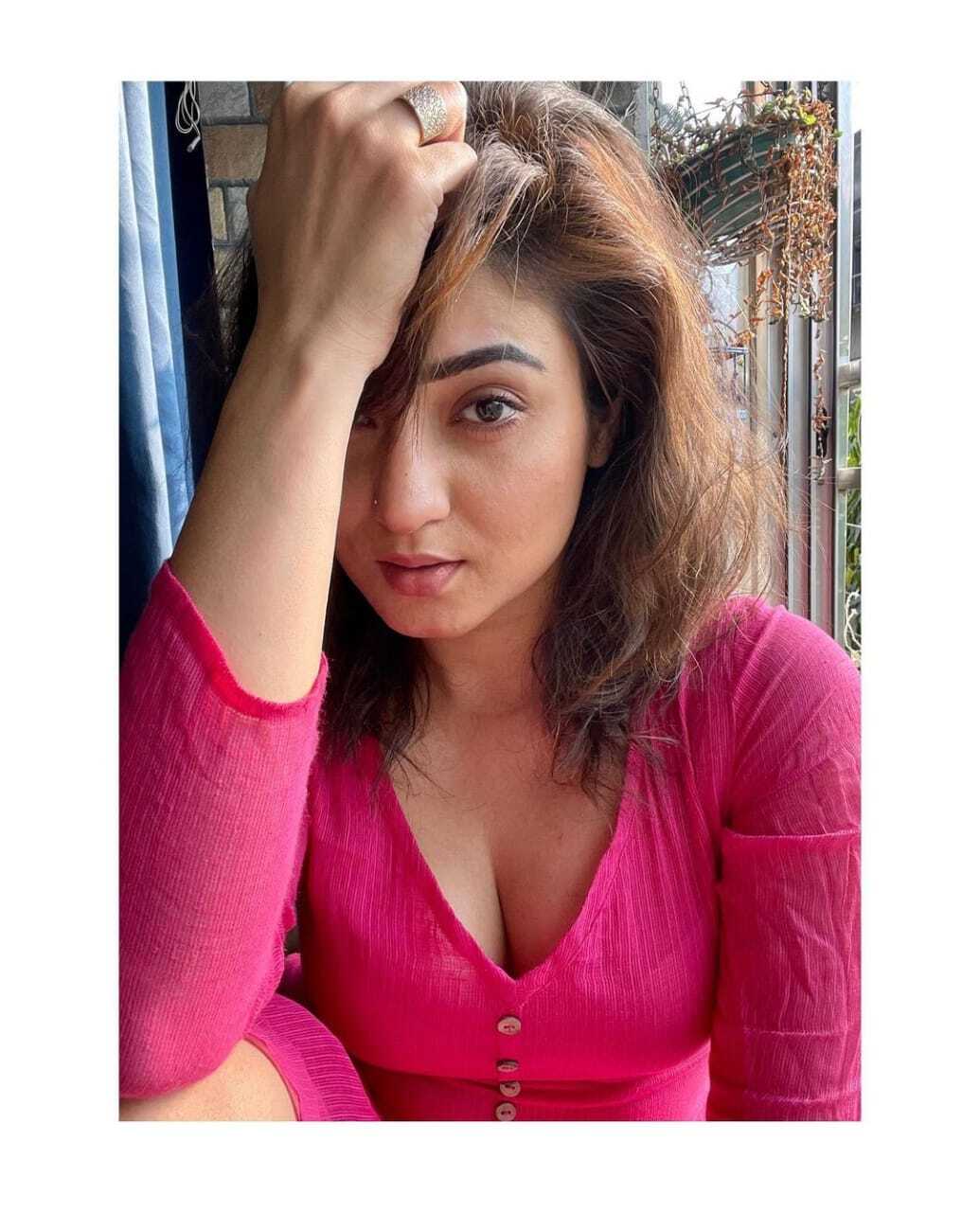 PHOTOS : ஆரஞ்ச் பிகினியில் அட்டகாசமான போஸில் நடிகை பிரியங்கா ரட்டி.. ரசிகர்களை கவர்ந்த ரீசன்ட் பிக்ஸ் இதோ!