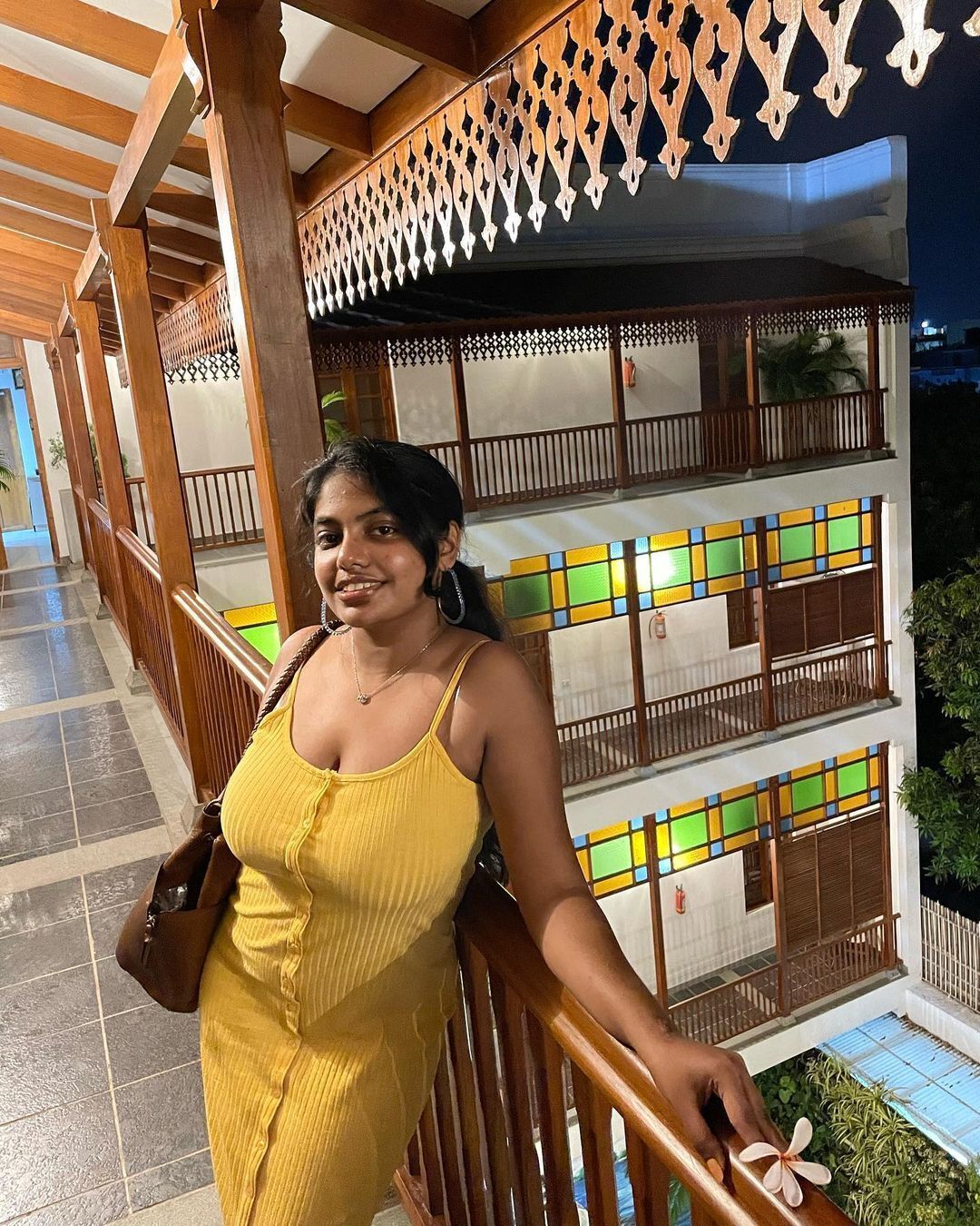 PHOTOS : ப்பா.. ஹார்ட் பீட்டை எகிறவைக்கும் அழகு.. பாத் டப்பில் வேற லெவல் போட்டோஷூட்.. இன்ஸ்டாகிராம் மாடல் அழகியின் நச் பிக்ஸ்!  