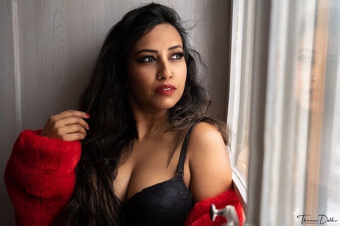 PHOTOS : அழகே தாலாட்டும் தேவதை நீயோ! நடிகை ஸ்வாதியின் கலக்கலான நச் போட்டோஸ் இதோ!