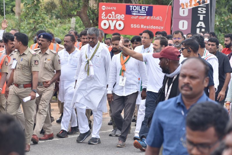 രാഹുലെത്തി; കര്‍ണാടകയില്‍ കോണ്‍ഗ്രസിന്റെ ശക്തിപ്രകടനമായി ഭാരത് ജോഡോ യാത്ര