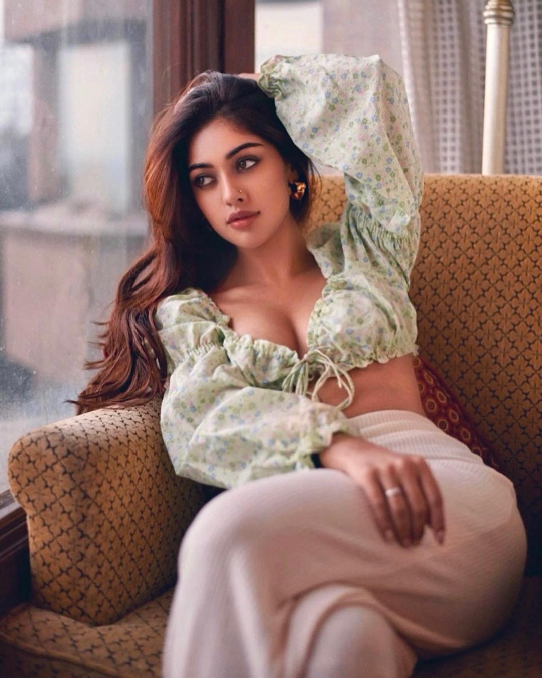 Anu Emmanuel: ശരിക്കും രാജകുമാരിയെപ്പോലെ... സാരിയിൽ തകർപ്പൻ ലുക്കിൽ അനു ഇമ്മാനുവൽ