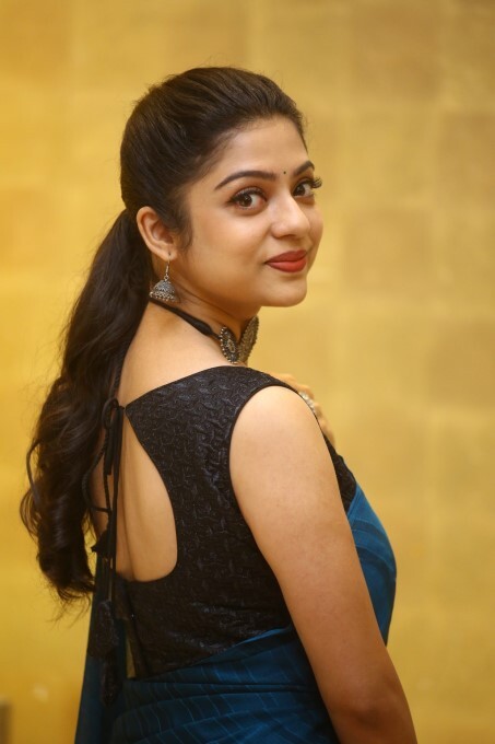Tollywood Actress Varsha Bollamma Looks Gorgeous In Saree