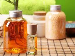 Facial Beauty: ബ്യൂട്ടിപാര്‍ലറില്‍ പോകാതെ തന്നെ മുഖത്തെ പാടുകള്‍ കളയാം; ചെയ്യേണ്ടത് ഈ 4 കാര്യങ്ങള്‍...