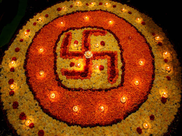 വീട്ടിലേക്ക് ധനം ആകർഷിക്കണോ? വാസ്തുവിലുണ്ട് ചില നിസ്സാര പൊടിക്കൈകള്‍, ഇത് ചെയ്തു നോക്കും, പണം കുമിഞ്ഞ് കൂടും