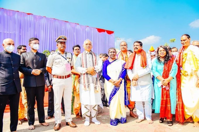 ଫଟୋ: ଶ୍ରୀକ୍ଷେତ୍ରରେ ମହାମହିମ ରାଷ୍ଟ୍ରପତି ଦ୍ରୌପଦୀ ମୁର୍ମୁ 