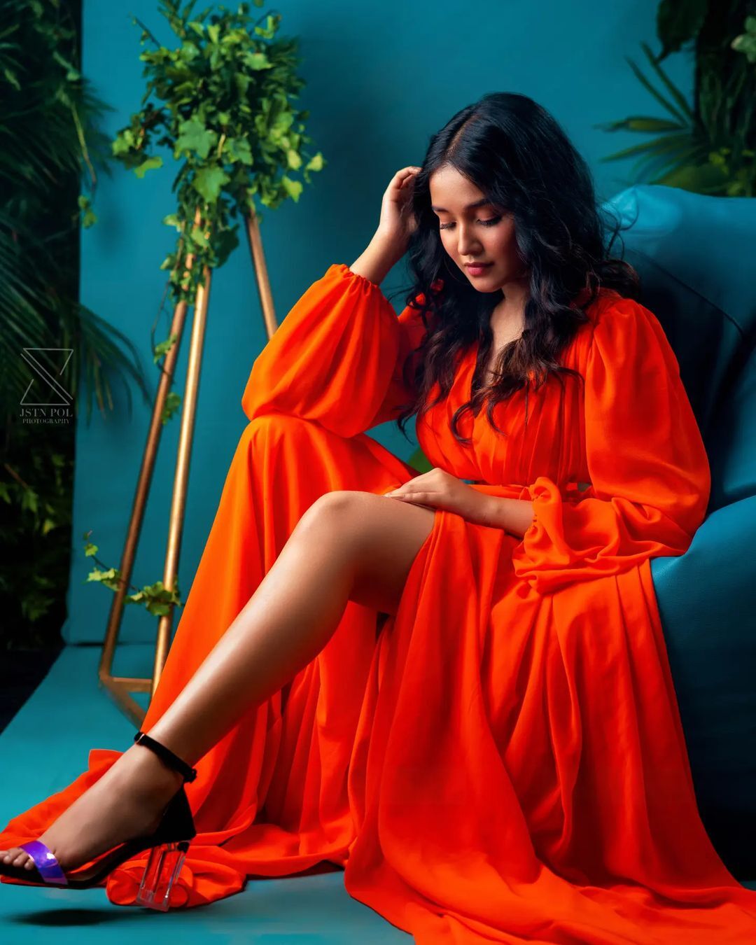Anikha Surendran: ഗ്ലാമറസായി പതിനെട്ടാം വയസിലേക്ക്; പിറന്നാൾ പൊടിപൊടിച്ച് അനിഖ; ചിത്രങ്ങള്‍ വൈറല്‍ 