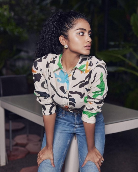 Actress anupama parameswaran Raise The Temperature With Latest Photoshoot