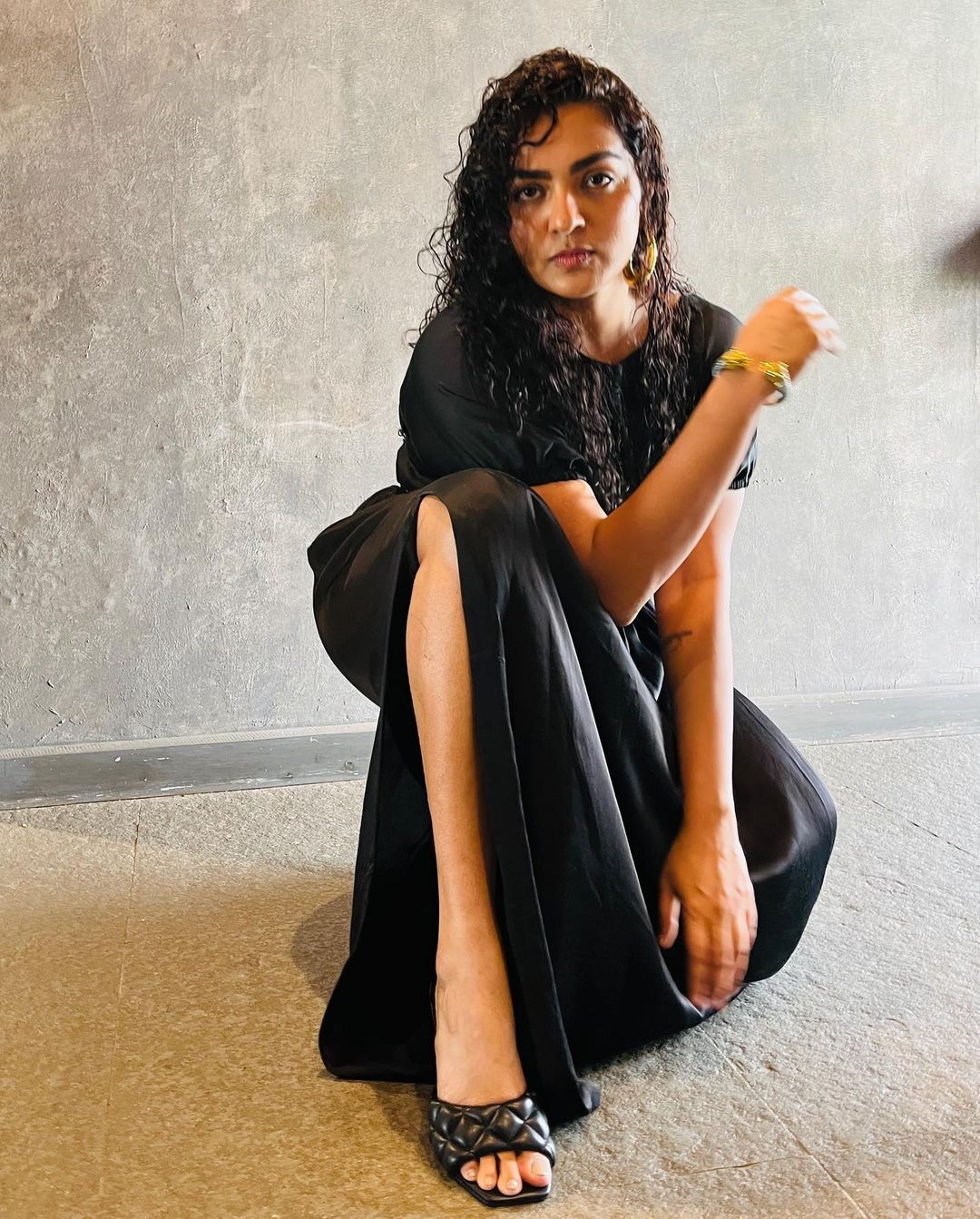 Parvathy Thiruvothu: പേളിയുടെ ക്യാമറയിൽ വമ്പന്‍ മേക്കോവറില്‍ പാര്‍വ്വതി; അടിപൊളി ലുക്കെന്ന് ആരാധകര്‍