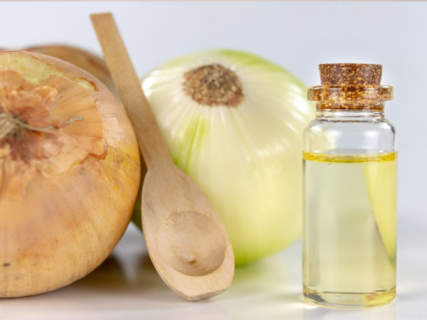 hair- മുടിയുടെ കട്ടി കുറയുന്നുണ്ടോ? ഇതെല്ലേ ബെസ്റ്റ് പരിഹാരം, അറിയാം ഈ എണ്ണകൾ