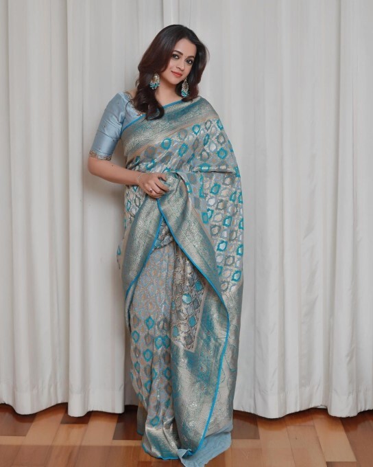 Mollywood Actress Bhavana Looks Beautiful In Latest Photos