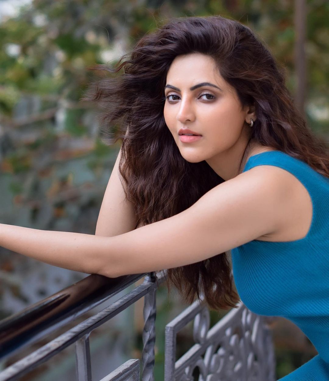 PHOTOS : கொள்ளை கொள்ளும் அழகு..! 'முருங்கைக்காய் சிப்ஸ்' பட நடிகையின் அசத்தல் பிக்ஸ்.. 