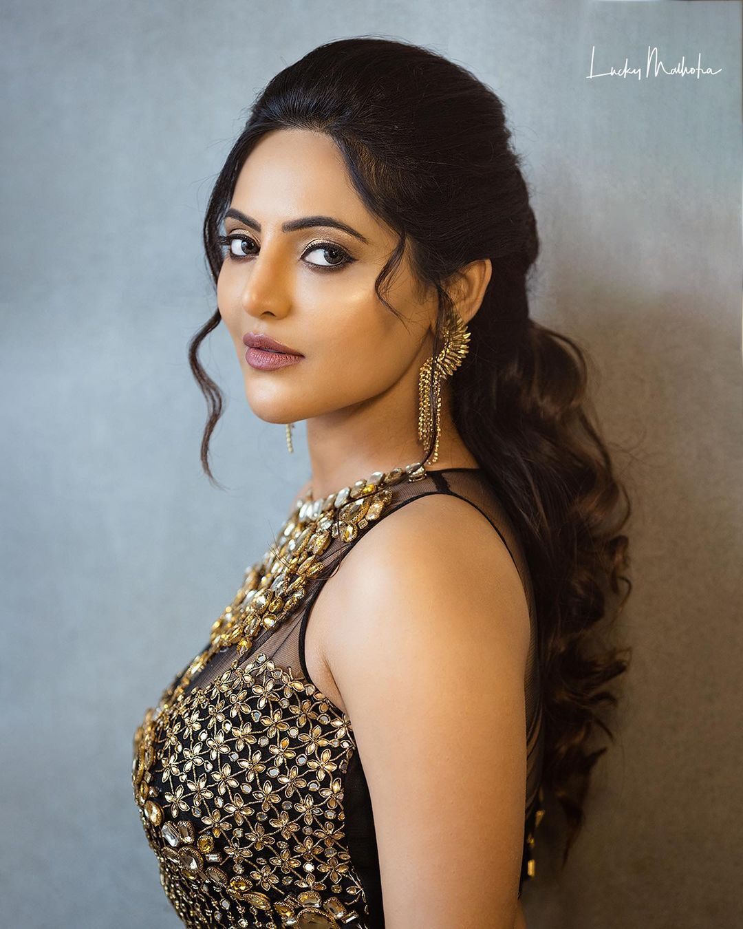 PHOTOS : கொள்ளை கொள்ளும் அழகு..! 'முருங்கைக்காய் சிப்ஸ்' பட நடிகையின் அசத்தல் பிக்ஸ்.. 