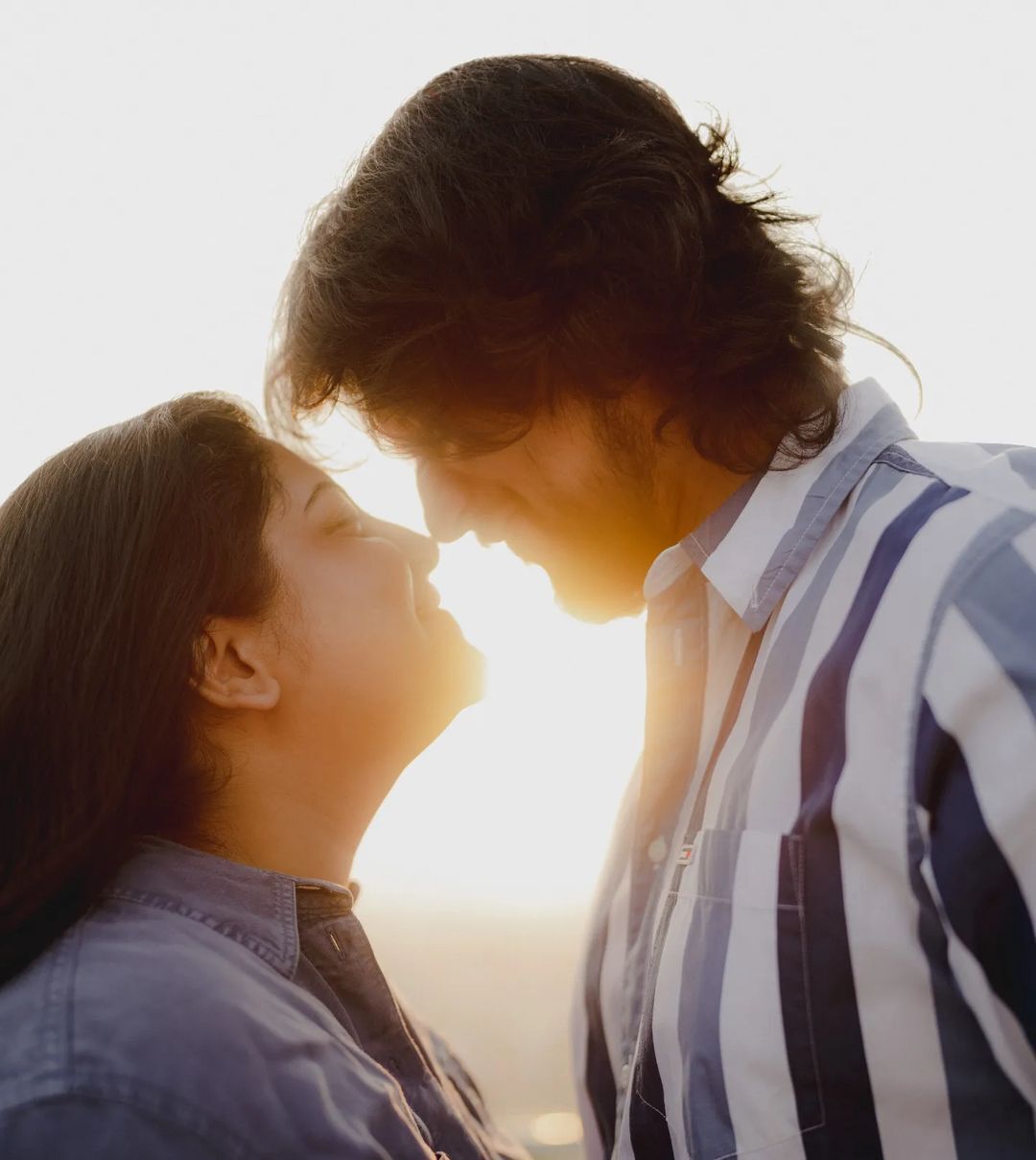 Manjima Mohan and Gautham Karthik: ഇനി കല്ല്യാണമേളം... സൂപ്പർ ലുക്കിൽ വന്ന് മഞ്ജിമയും ഗൌതമും, വെഡിങ്ങ് ഡേറ്റ് പുറത്തുവിട്ട് താരങ്ങൾ