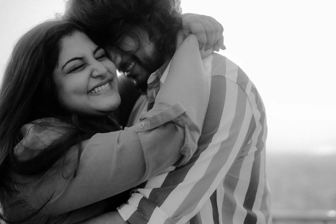 Manjima Mohan and Gautham Karthik: ഇനി കല്ല്യാണമേളം... സൂപ്പർ ലുക്കിൽ വന്ന് മഞ്ജിമയും ഗൌതമും, വെഡിങ്ങ് ഡേറ്റ് പുറത്തുവിട്ട് താരങ്ങൾ