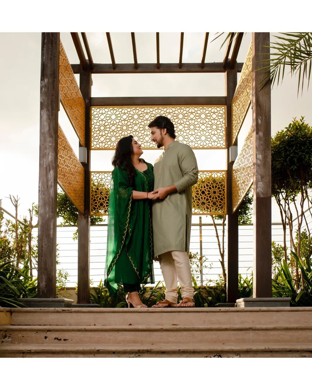 Manjima Mohan and Gautham Karthik: ഇനി കല്ല്യാണമേളം... സൂപ്പർ ലുക്കിൽ വന്ന് മഞ്ജിമയും ഗൌതമും, വെഡിങ്ങ് ഡേറ്റ് പുറത്തുവിട്ട് താരങ്ങൾ