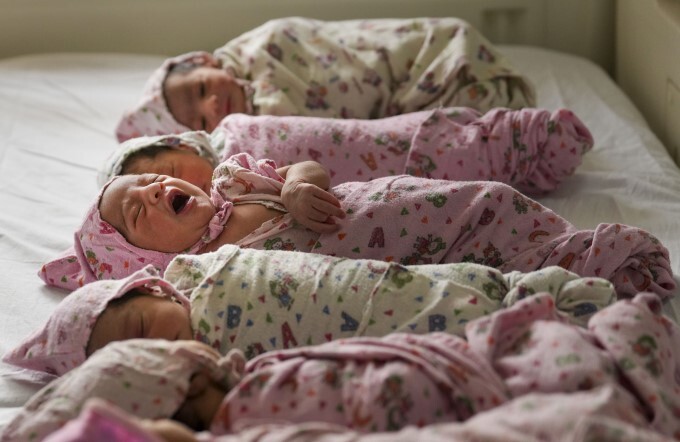 India To Surpass China In world Population By 2023