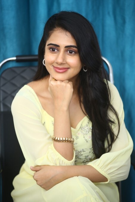 Tollywood Actress Gehna Sippy Latest Photoshoot