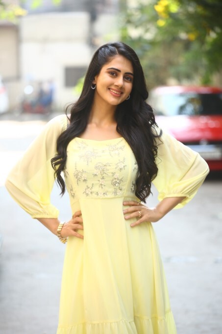 Tollywood Actress Gehna Sippy Latest Photoshoot