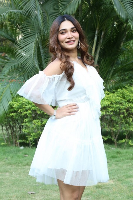 Tollywood Actress Jenifer Emmanuel Looks Stunning In This White Outfit