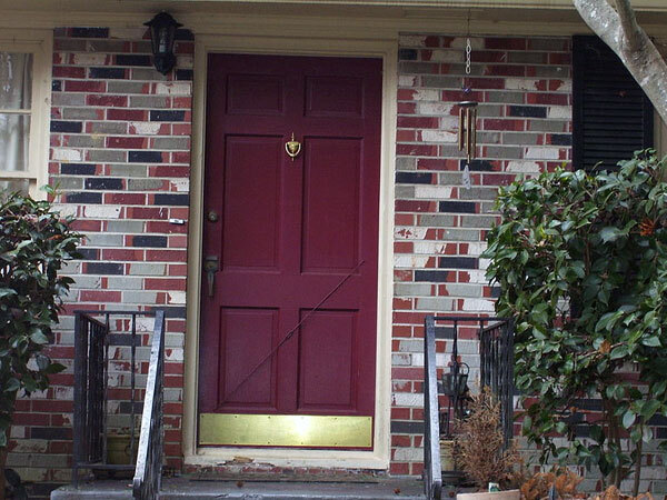 vastu tips: വീട്ടില്‍ ഐശ്വര്യം വന്നു നിറയണോ, ഈ സാധനങ്ങള്‍ ഒരിക്കലും സൂക്ഷിക്കരുത് 