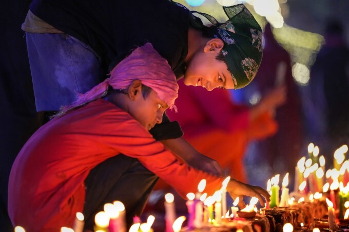 Guru Nanak Dev Birth Anniversary Celebrations Across India - Oneindia