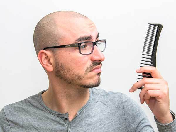 Hair loss: മുടി കൊഴിയുന്നോ; ചികിത്സയ്ക്ക് മുമ്പ് ഇക്കാര്യങ്ങള്‍ ഉറപ്പായും ശ്രദ്ധിക്കണം, ഇല്ലെങ്കില്‍ പണി കിട്ടും