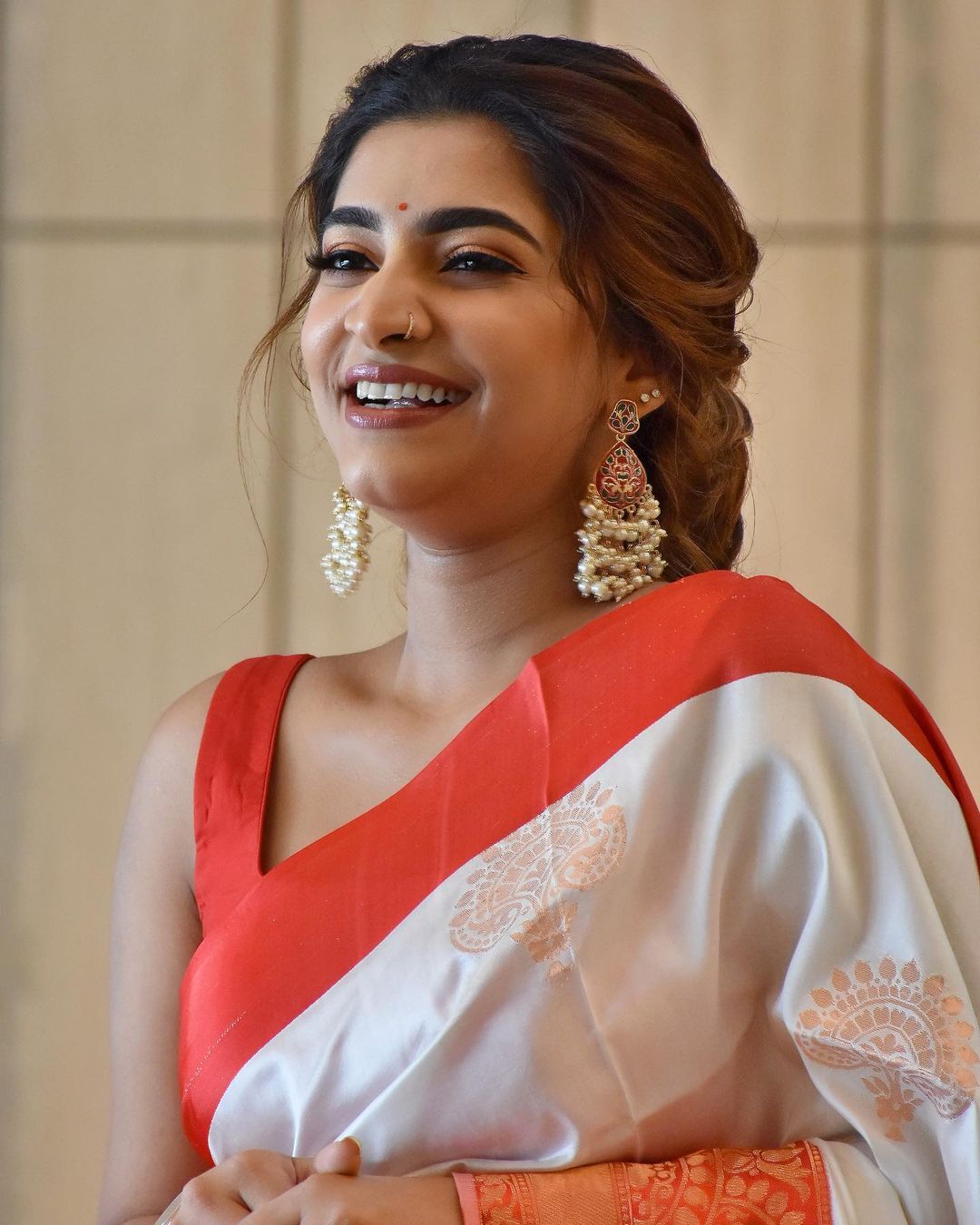 Malavika Sreenath: നീലയിൽ സൂപ്പർ സ്റ്റൈലിഷായി മാളവിക ശ്രീനാഥ്.... ആസിഫ് അലിയുടെ നായികയാവാനൊരുങ്ങി താരം