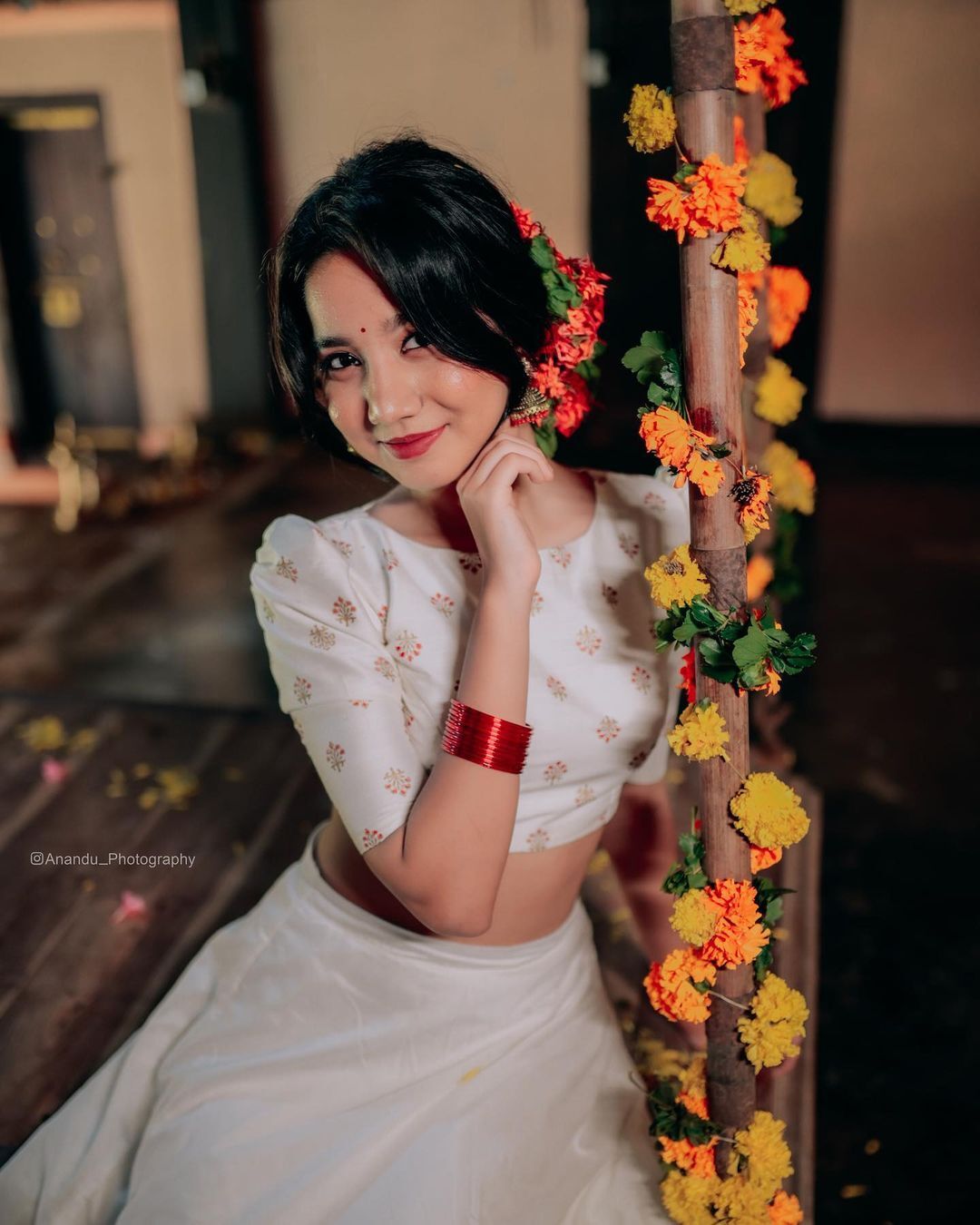  Thamanna Pramod: ബ്ലൂ ഈസ് ലവ്... നീലയിൽ ഗ്ലാമറസ് ലുക്കിൽ നമിത പ്രമോദ്, ഇൻസ്റ്റാഗ്രാമിൽ വൈറലായി പുത്തൻ ചിത്രങ്ങൾ