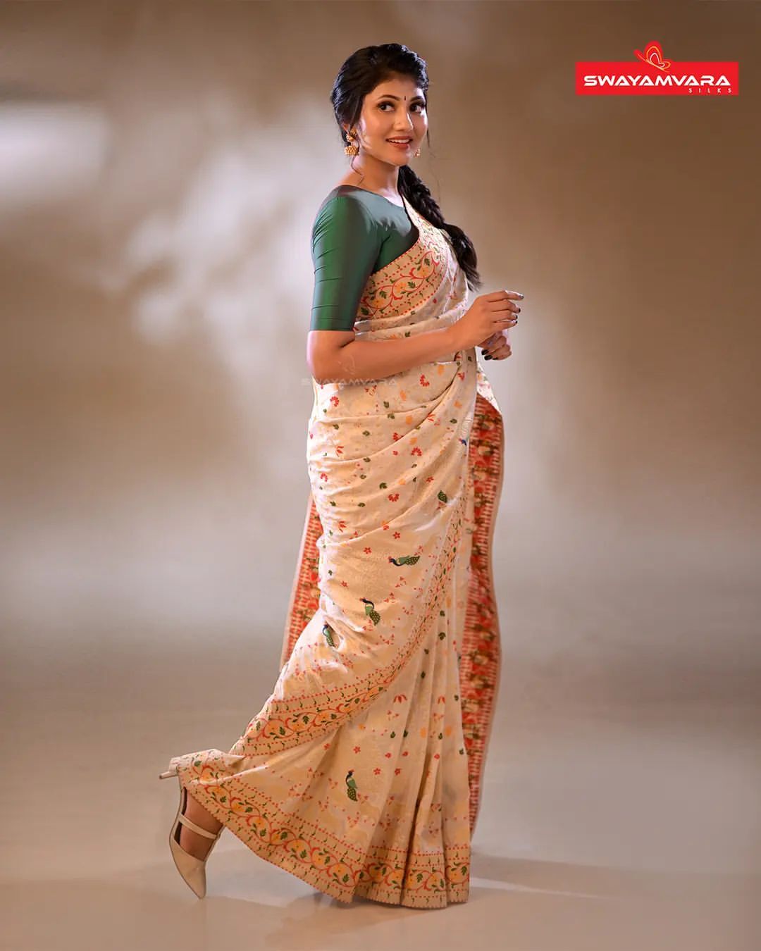 Drishya Raghunath: പൊളി ലുക്കിൽ ദൃശ്യ രഘുനാഥ്... മാലിദ്വീപിൽ വെക്കേഷൻ തകർത്ത് നടി, ചിത്രങ്ങൾ കാണാം