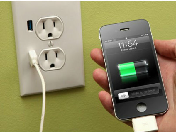 mobile charging: സ്മാർട്ട് ചാർജർ വേണമെന്നില്ല; മൊബൈല്‍ വേഗത്തില്‍ ചാർജ് ചെയ്യാന്‍ ഇതാ ചില പൊടിക്കൈകള്‍