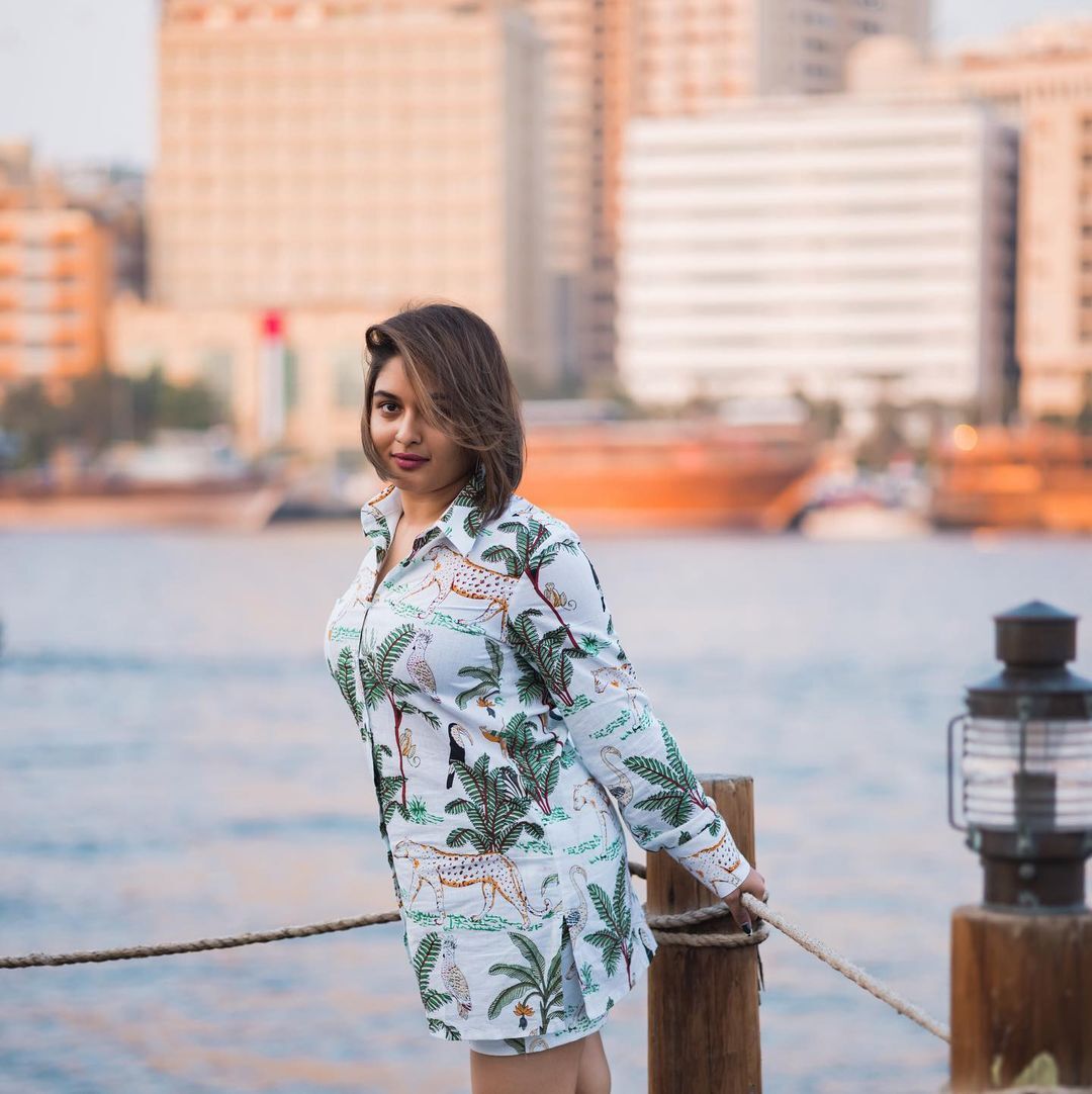 Prayaga Martin: ദുബായിൽ സൂപ്പർ സ്റ്റൈലിഷായി പ്രയാഗ മാർട്ടിൻ... നടിയുടെ പുത്തൻ മേക്കോവർ ഏറ്റെടുത്ത് ആരാധകർ