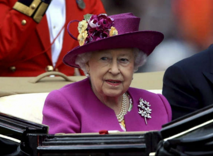 PHOTOS : உக்ரைன் முதல் ட்விட்டர் வரை.. 2022 இன் முக்கிய உலக நிகழ்வுகள்..! 