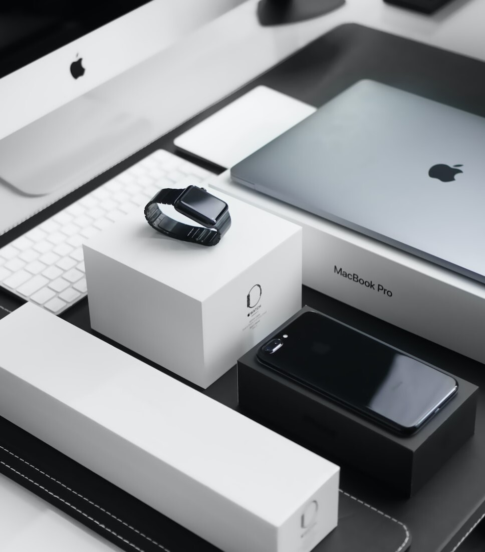 PHOTOS : ஆப்பிள் தயாரிக்கும் தொழில்நுட்பத்தில் 'i' என்பதன் அர்த்தம் என்ன? சுவாரசிய தகவல் இதோ.. 