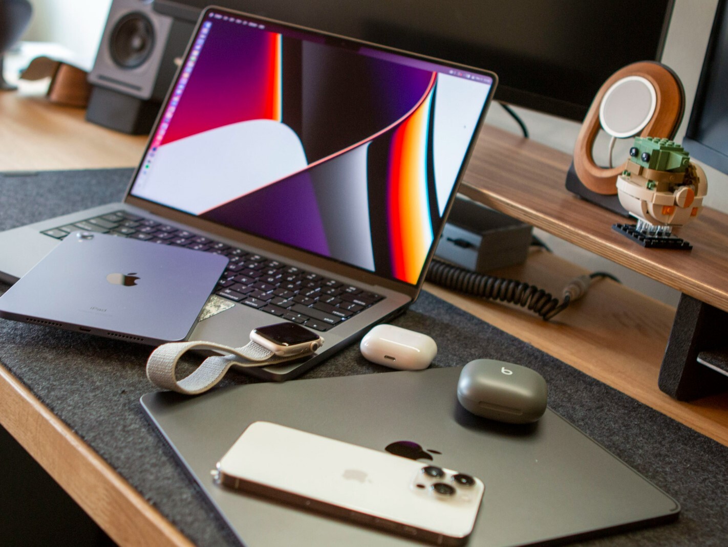 PHOTOS : ஆப்பிள் தயாரிக்கும் தொழில்நுட்பத்தில் 'i' என்பதன் அர்த்தம் என்ன? சுவாரசிய தகவல் இதோ.. 