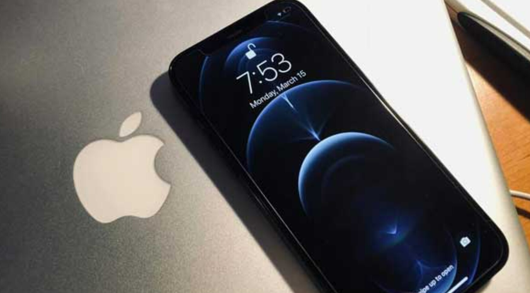 PHOTOS : ஆப்பிள் தயாரிக்கும் தொழில்நுட்பத்தில் 'i' என்பதன் அர்த்தம் என்ன? சுவாரசிய தகவல் இதோ.. 