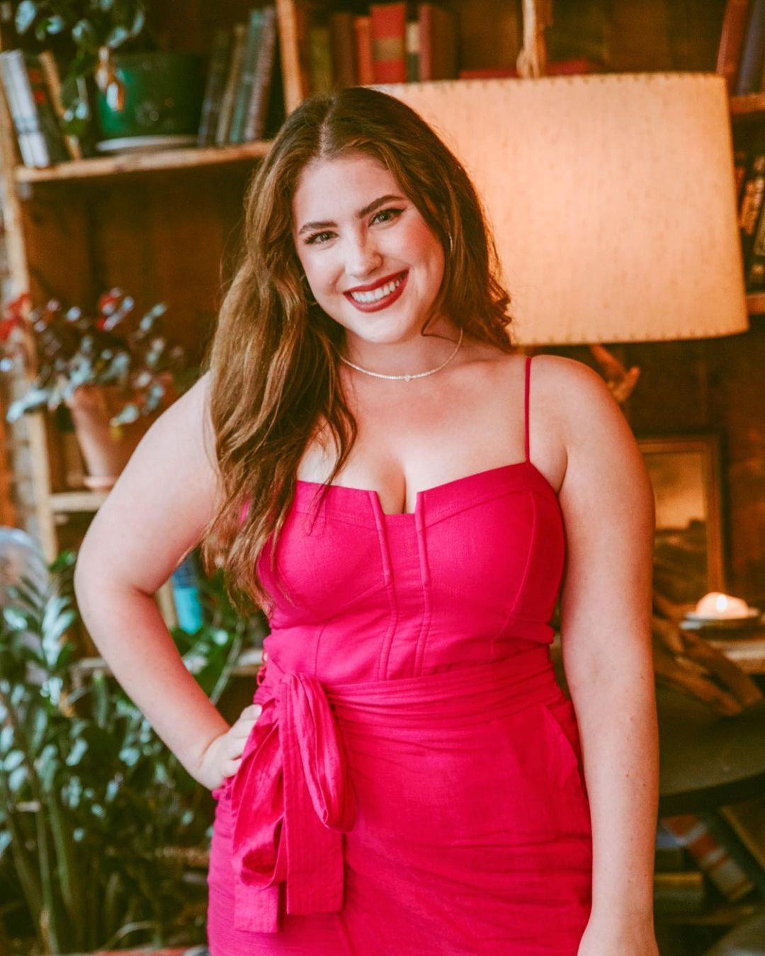 photos : டைட் டாப்பில் சொக்கவைக்கும் அழகில் ஜிகி ராபின்சன்..கிறங்கடிக்கும் நச் போட்டோஸ் இதோ!