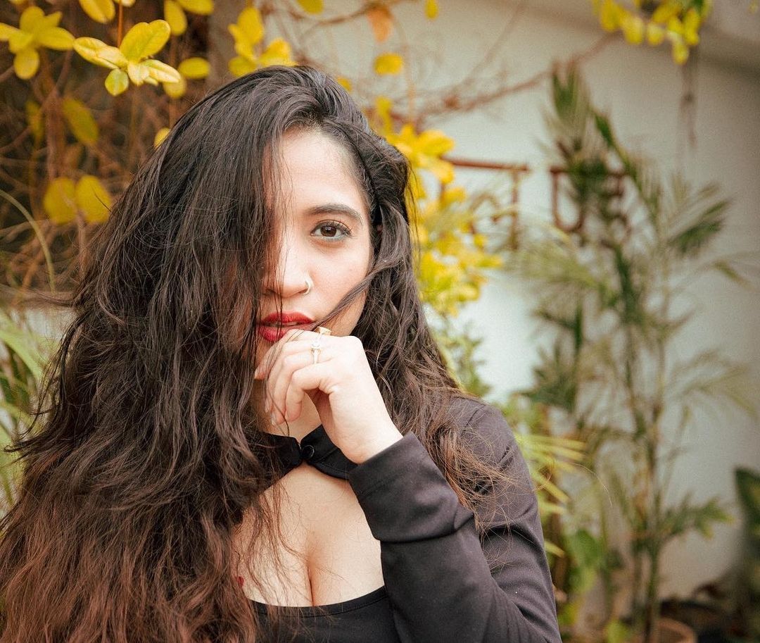 photos : ப்பா.. க்யூட்டான சிரிப்பால் ரசிகர்களை ஈர்க்கும் மெஹெக் மெஹ்ரா.. கவர்ந்திழுக்கும் கலக்கல் பிக்ஸ் இதோ!