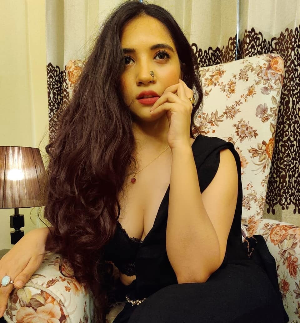 photos : ப்பா.. க்யூட்டான சிரிப்பால் ரசிகர்களை ஈர்க்கும் மெஹெக் மெஹ்ரா.. கவர்ந்திழுக்கும் கலக்கல் பிக்ஸ் இதோ!