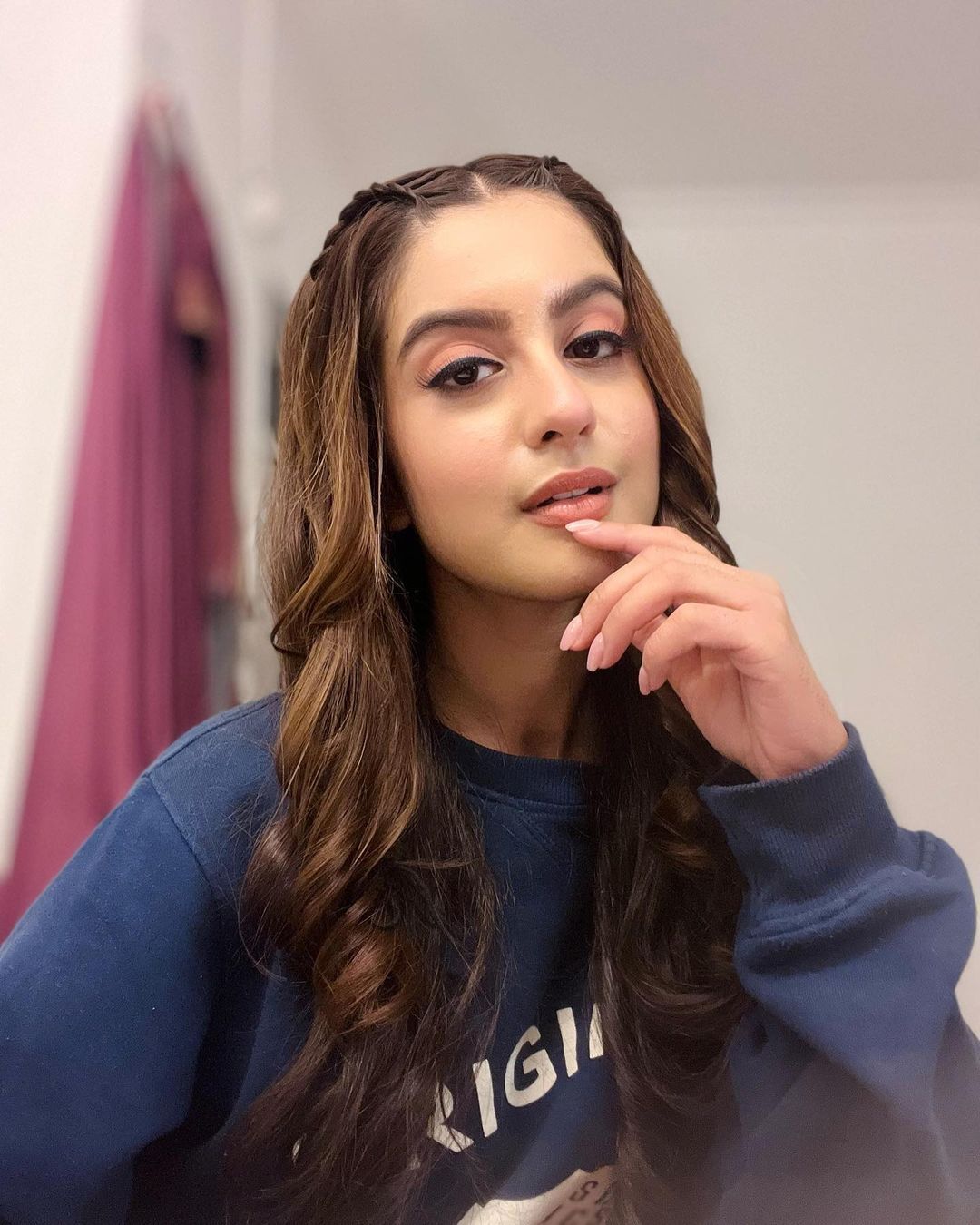 Tunisha Sharma: 6 घंटे पहले किया पोस्ट, फिर दबंग 3 की एक्ट्रेस तुनिषा शर्मा ने कर ली सुसाइड, सदमे में फैंस