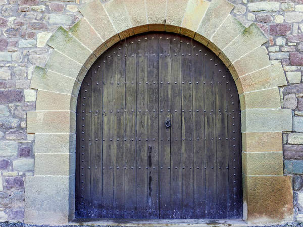 Vastu Tips for Main Door: ചില്ലറക്കാരനല്ല വാതില്‍ പടി: വാസ്തുവില്‍ പറയുന്ന ഈ കാര്യങ്ങള്‍ ശ്രദ്ധിക്കണം