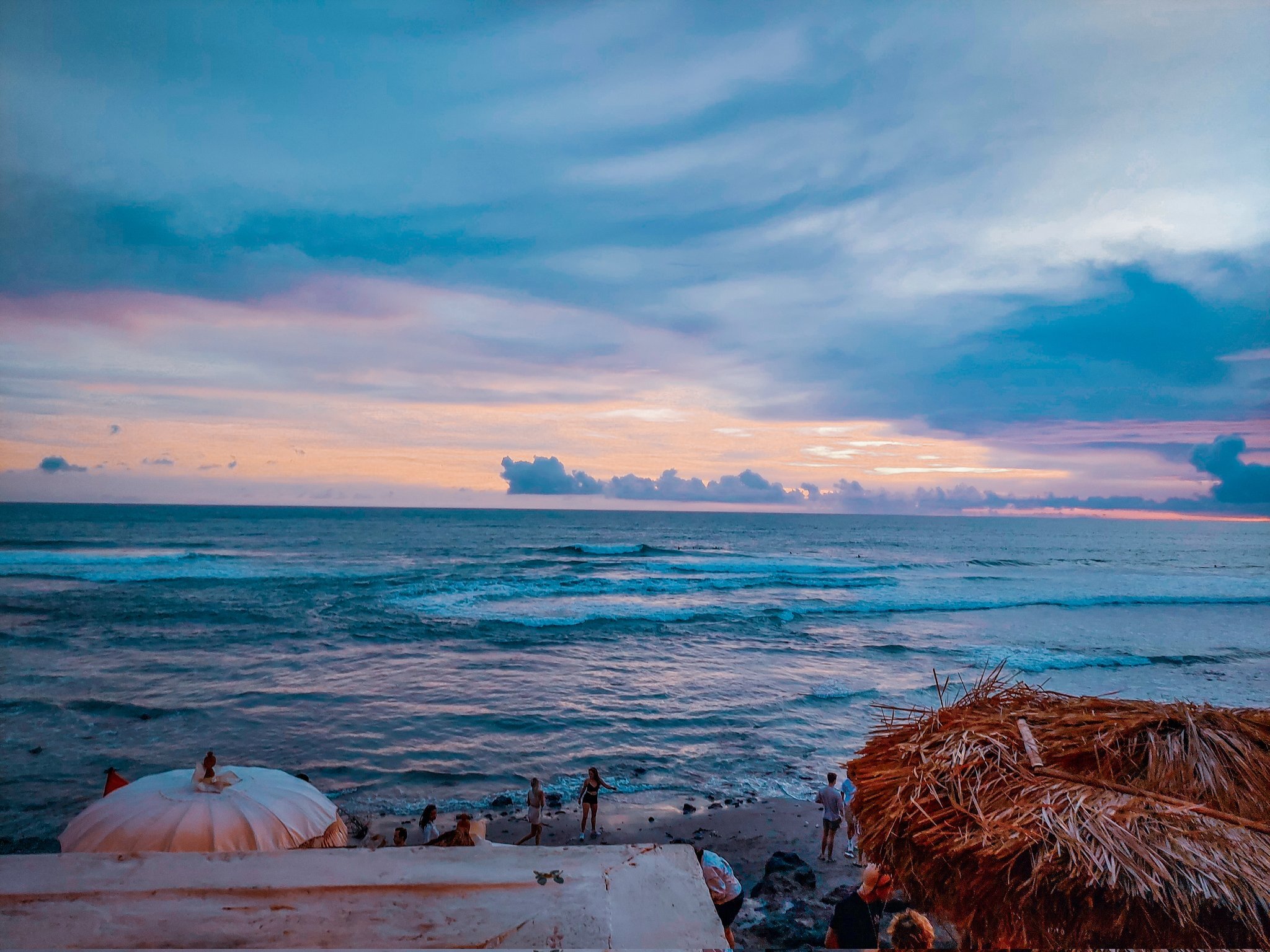ഇന്തോനേഷ്യയിലെ 'കേരളത്തിലേക്ക്' ഒരു ട്രിപ്പ് ആയാലോ; കാഴ്ച്ചകള്‍ ഒരുപാടുണ്ട്, മറക്കരുത് ഈ സ്ഥലങ്ങള്‍