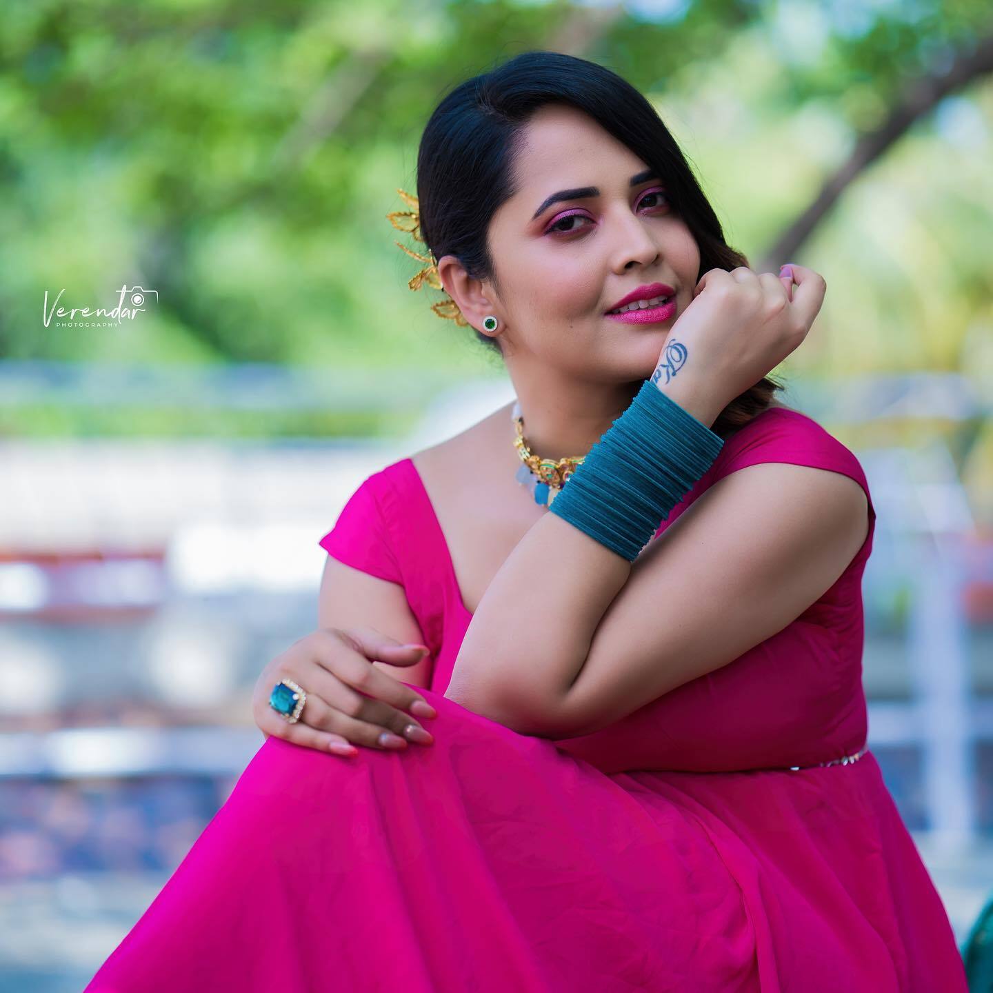 చిట్టి నవ్వుతో కుర్రకారు గుండెల్లో చిచ్చుపెడుతున్న అనసూయ భరధ్వాజ్