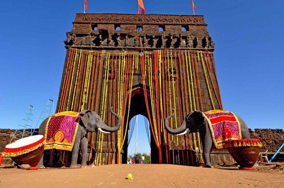 മുംബൈക്ക് ഇത്ര ലുക്കോ; ഇതാ കാണേണ്ട സ്ഥലങ്ങള്‍, എല്ലാം ഒന്നിനൊന്ന് സൂപ്പര്‍!!