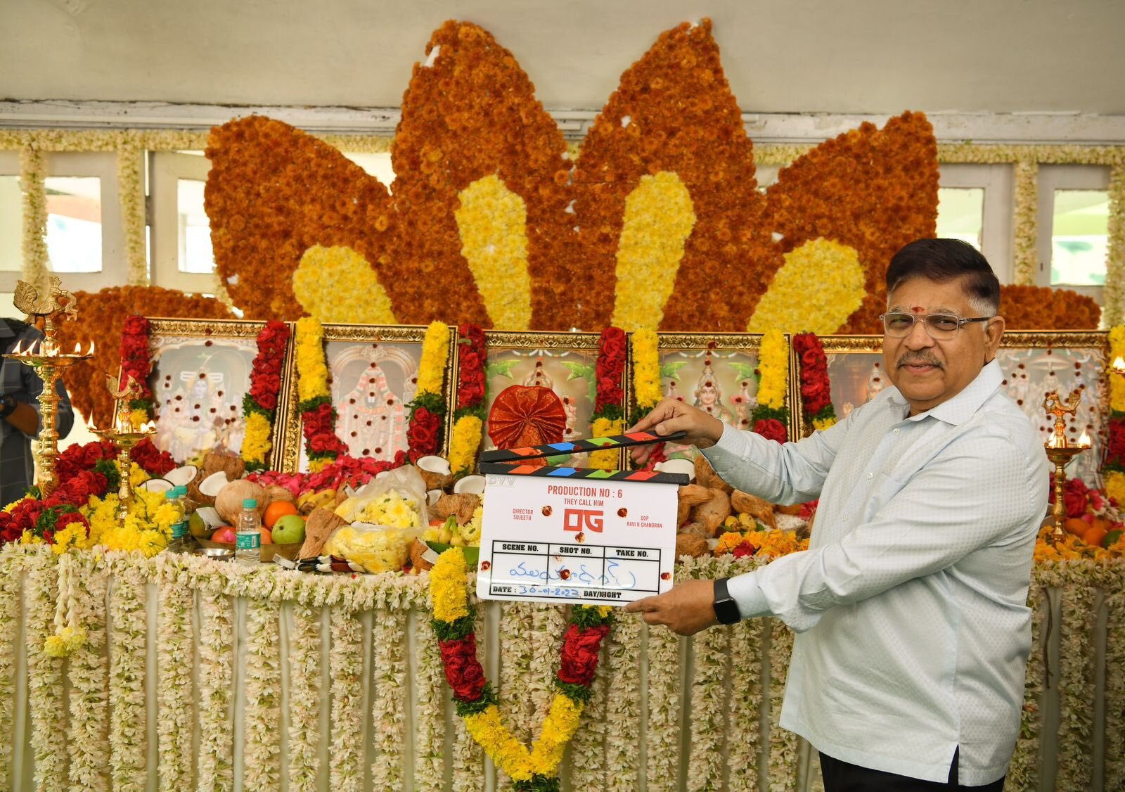 పవర్ స్టార్ పవన్ కల్యాణ్'ఒరిజినల్ గ్యాంగ్‌స్టర్'.. ఇక ఆట మొదలైంది ..!